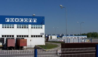 美國富士康工廠將增加65英寸商用電視機生產及其他顯示器尺寸