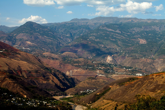 走進涼山尋彝情,踏遍攀西覽美景